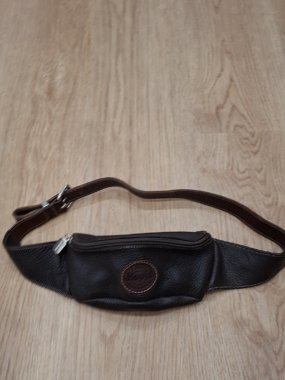 Roots BROWN Leather Fanny /  Belt Bag